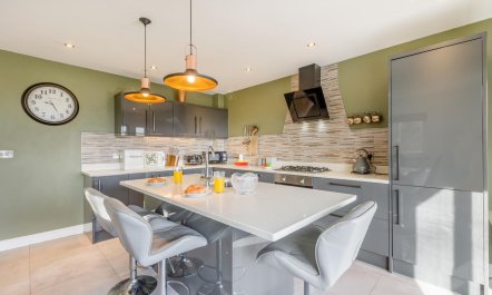 4 Bed in Goodwick 7