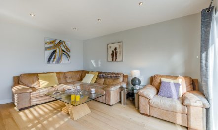 4 Bed in Goodwick 6