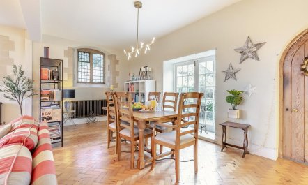 4 Bed in Aldsworth 5