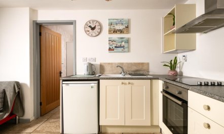 2 Bed in Alkham 3