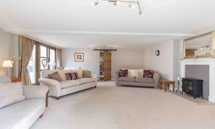 4 Bed in Stoney Middleton 3