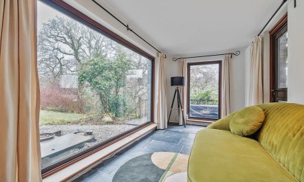 4 Bed in Tresarrett 8