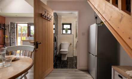 1 Bed in Alkham 7