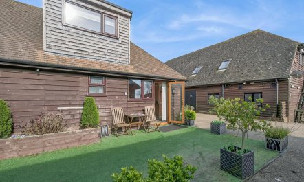 1 Bed in Alkham 7