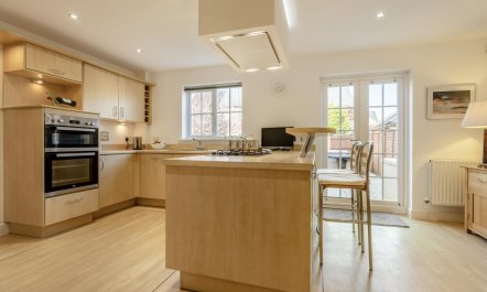 3 Bed in Christchurch 2