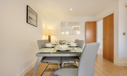 3 Bed in Christchurch 3