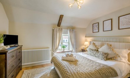 1 Bed in Holt 7