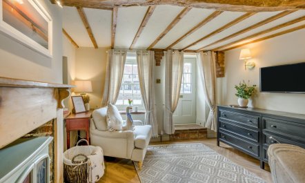 1 Bed in Holt 9
