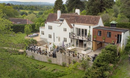 5 Bed in Devizes 1