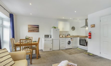 2 Bed in Brixham 6