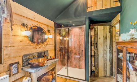 1 Bed in Rhos-y-Meirch 5