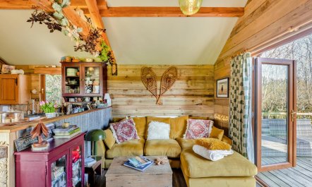 1 Bed in Rhos-y-Meirch 9