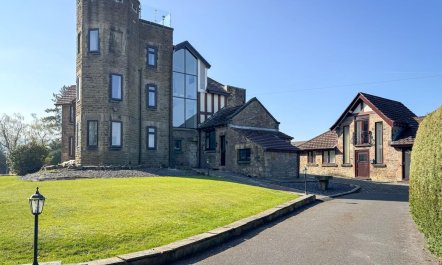 6 Bed in Chapel-en-le-Frith