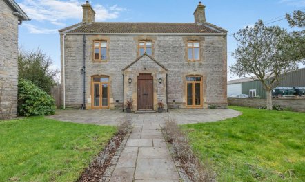 4 Bed in West Pennard 3