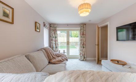 2 Bed in Wiswell 9