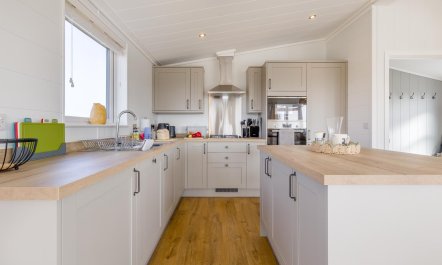 2 Bed in Blakeney 9