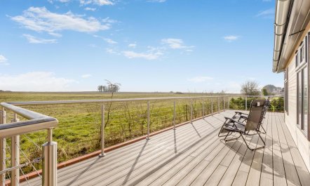 2 Bed in Blakeney 1