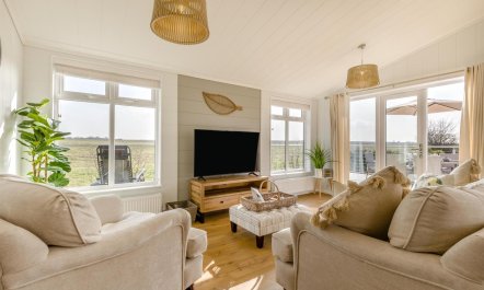 2 Bed in Blakeney 2