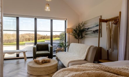 1 Bed in Llanmorlais 4