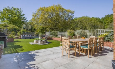 5 Bed in Holt 8