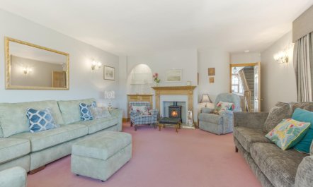 5 Bed in Holt 3