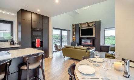 3 Bed in Ballina 2