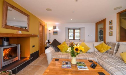 5 Bed in Tuckenhay 1