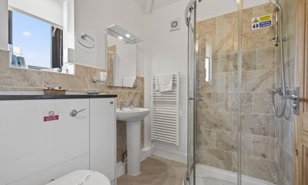 1 Bed in Milton Abbas 5