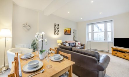3 Bed in Kelso 6