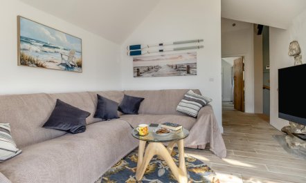 2 Bed in Rhiw 6