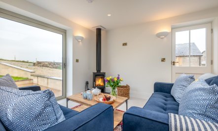 2 Bed in Padstow 5