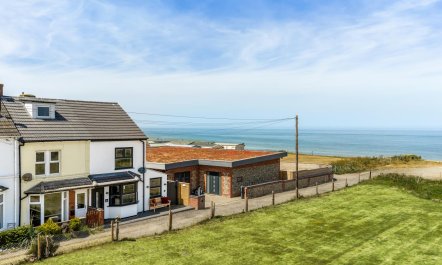 3 Bed in East Runton 3