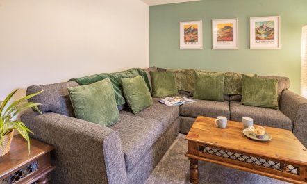2 Bed in Trefil 5