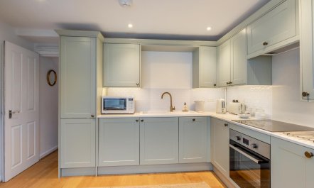 2 Bed in Lyme Regis 6