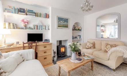 2 Bed in Lyme Regis