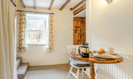 1 Bed in Aberllefenni 2