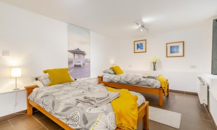 2 Bed in Swanage 4