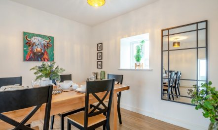 4 Bed in Golcar 7