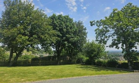 4 Bed in Golcar 3