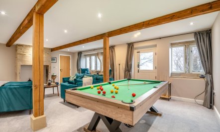 4 Bed in Golcar 3