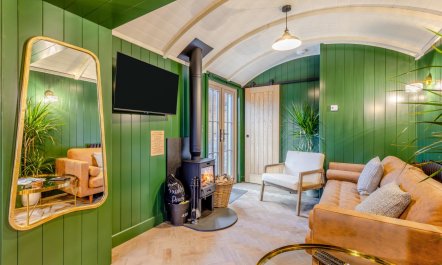 2 Bed in Binsted 4