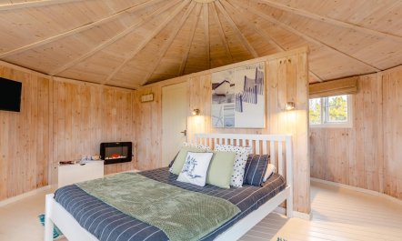 1 Bed in Hartland 7