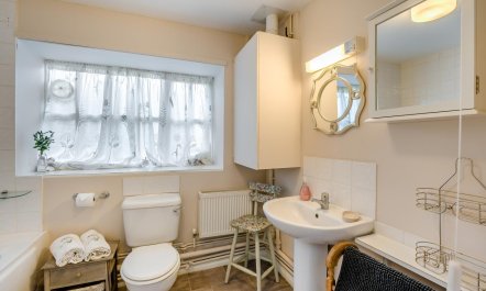 3 Bed in Winchelsea 7