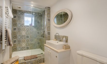 3 Bed in Winchelsea 9