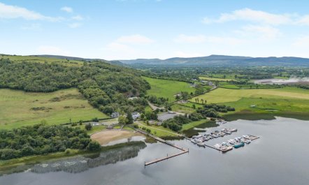 4 Bed in Derrylin 1