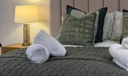 1 Bed in Stoney Middleton 2