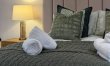 1 Bed in Stoney Middleton 2