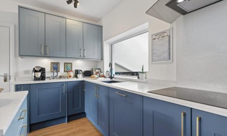 2 Bed in Abergavenny 7
