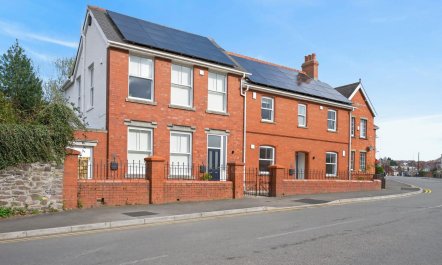 2 Bed in Abergavenny 2