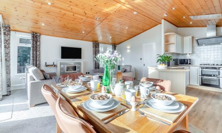 2 Bed in Athelington 9